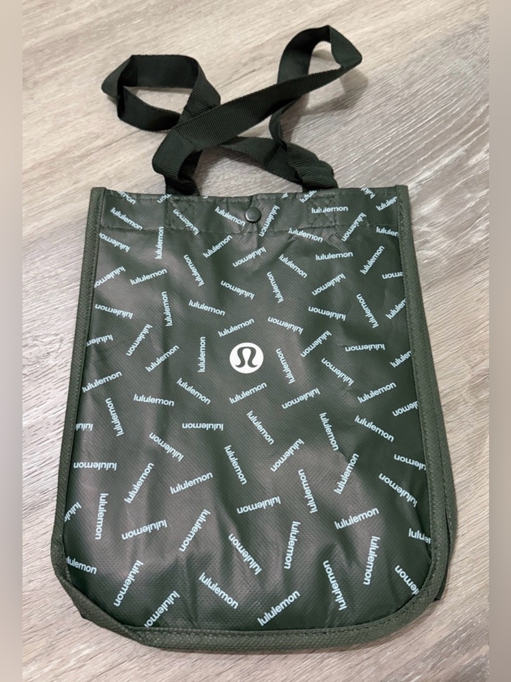 lululemon athletica green tote bag